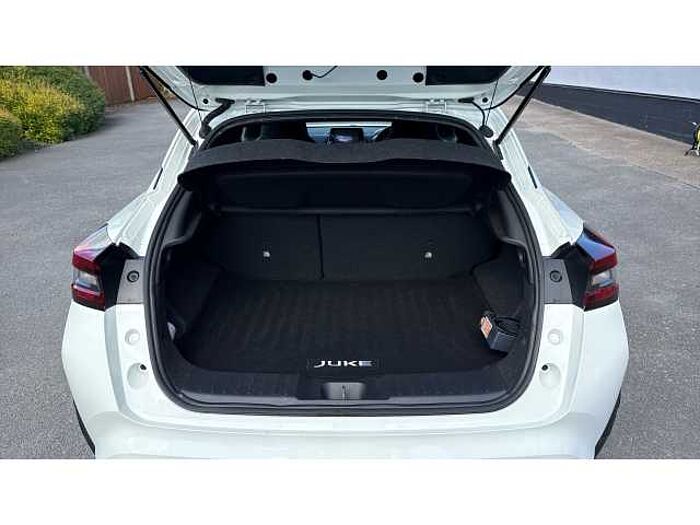 Nissan Juke JUKE 1.0 DiG-T 114 N-Connecta 5dr 