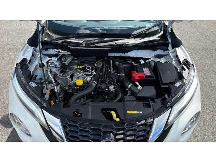 Nissan Juke JUKE 1.0 DiG-T 114 N-Connecta 5dr 