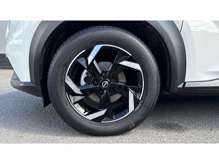 Nissan Juke JUKE 1.0 DiG-T 114 N-Connecta 5dr 
