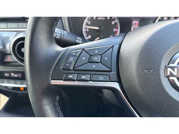 Nissan Juke JUKE 1.0 DiG-T 114 N-Connecta 5dr 