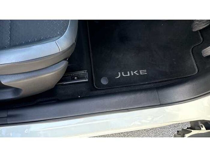 Nissan Juke JUKE 1.0 DiG-T 114 N-Connecta 5dr 