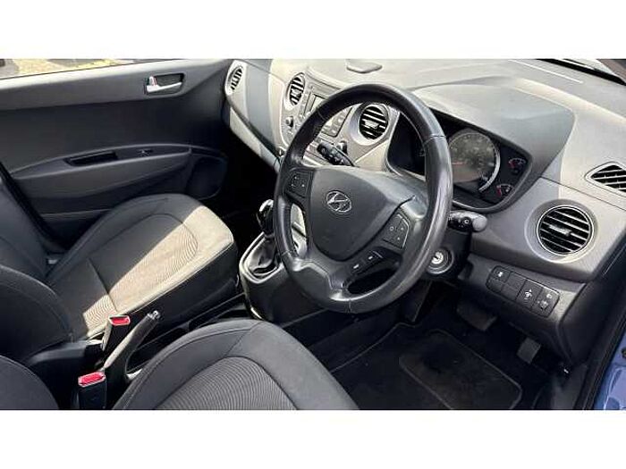 Hyundai i10 I10 1.2 Premium 5dr Auto 