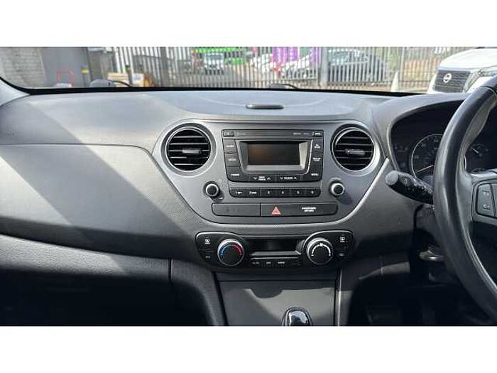 Hyundai i10 I10 1.2 Premium 5dr Auto 