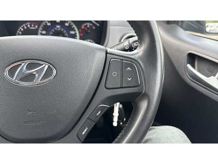Hyundai i10 I10 1.2 Premium 5dr Auto 