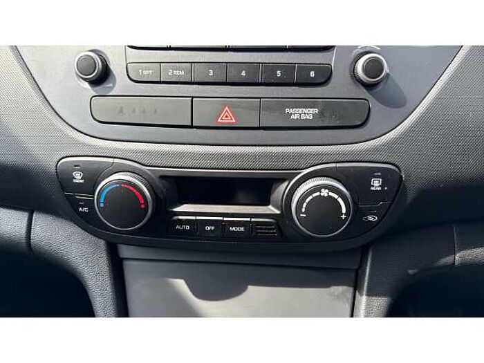 Hyundai i10 I10 1.2 Premium 5dr Auto 