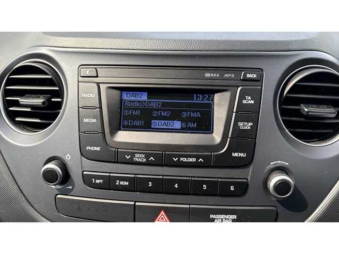Hyundai i10 I10 1.2 Premium 5dr Auto 