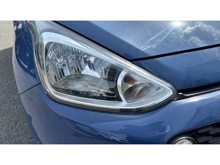 Hyundai i10 I10 1.2 Premium 5dr Auto 