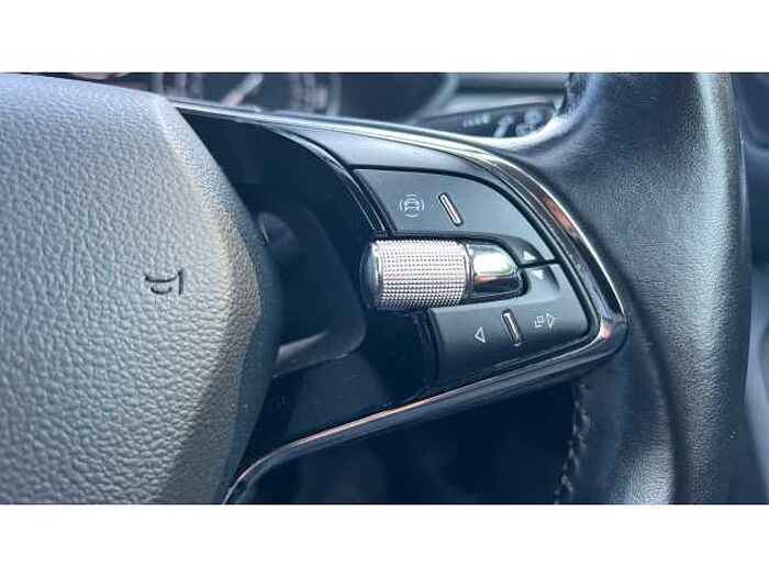 SKODA Superb SUPERB 1.5 TSI SE Technology 5dr 