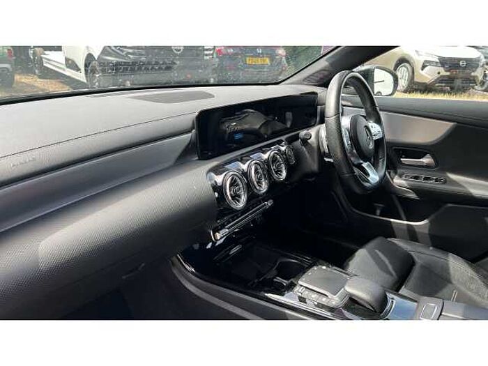 Mercedes-Benz CLA 250 CLA 250e AMG Line Premium 5dr Tip Auto 