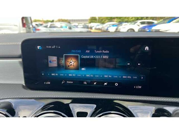 Mercedes-Benz CLA 250 CLA 250e AMG Line Premium 5dr Tip Auto 
