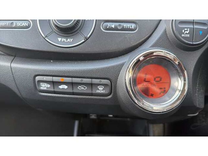 Honda Jazz JAZZ 1.4 i-VTEC ES Plus 5dr CVT 