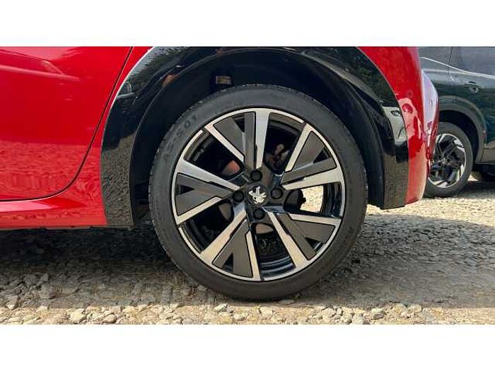 Peugeot 208 208 1.2 PureTech 100 GT 5dr 