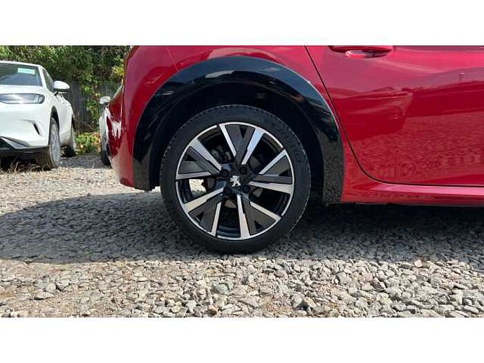 Peugeot 208 208 1.2 PureTech 100 GT 5dr 