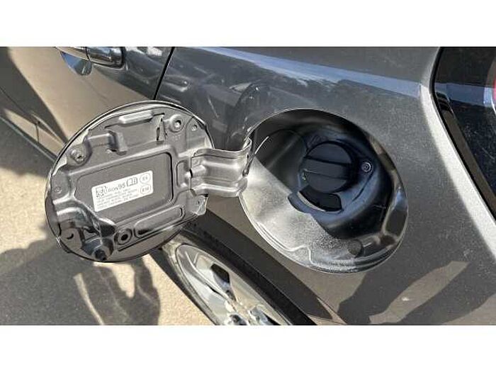 Suzuki Swift SWIFT 1.2 Mild Hybrid Motion 5dr CVT 