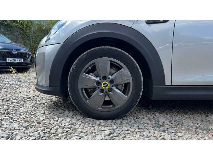 MINI Mini HATCHBACK 135kW Cooper S Level 1 33kWh 3dr Auto 