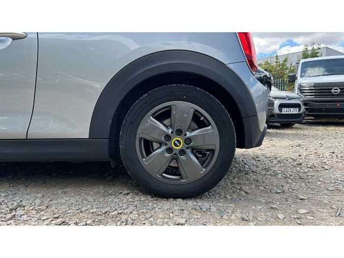MINI Mini HATCHBACK 135kW Cooper S Level 1 33kWh 3dr Auto 