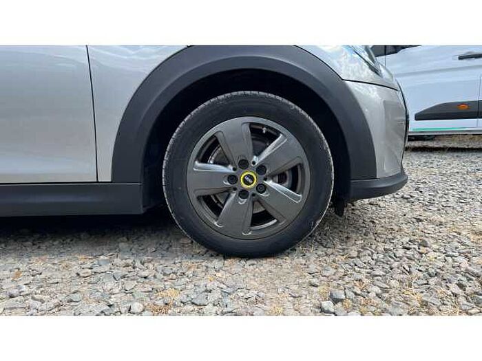 MINI Mini HATCHBACK 135kW Cooper S Level 1 33kWh 3dr Auto 