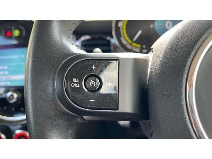 MINI Mini HATCHBACK 135kW Cooper S Level 1 33kWh 3dr Auto 
