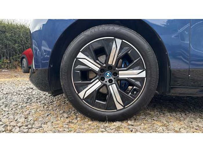BMW iX iX 240kW xDrive40 M Sport Edition 76.6kWh 5dr Auto 