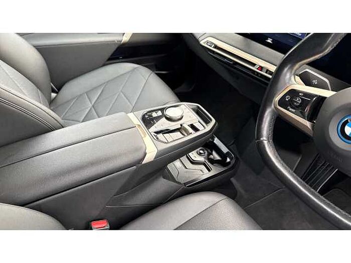 BMW iX iX 240kW xDrive40 M Sport Edition 76.6kWh 5dr Auto 