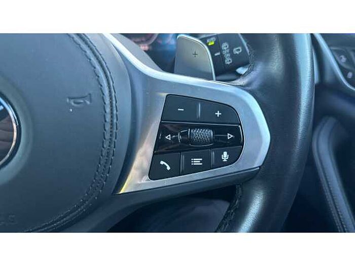 BMW 5 SERIES 520d xDrive MHT M Sport 5dr Step Auto 