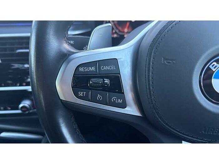 BMW 5 SERIES 520d xDrive MHT M Sport 5dr Step Auto 